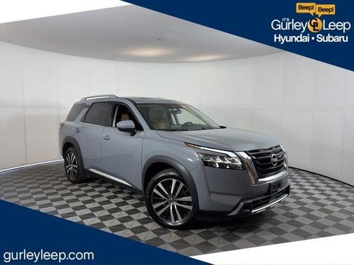 Boulder Gray Pearl 2023 Nissan Pathfinder Platinum