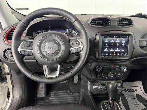 Alpine White Clearcoat 2023 Jeep Renegade Trailhawk