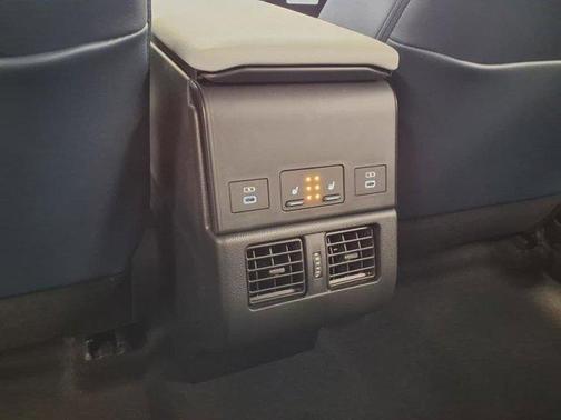 2025 Subaru Solterra Limited