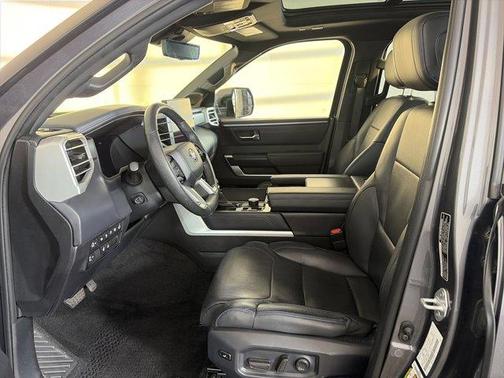 2023 Toyota Tundra Hybrid Platinum