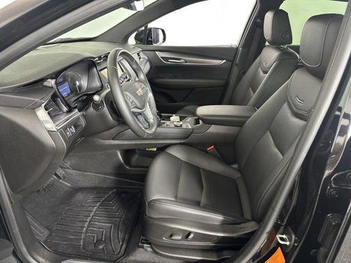 2023 Cadillac XT5 Luxury