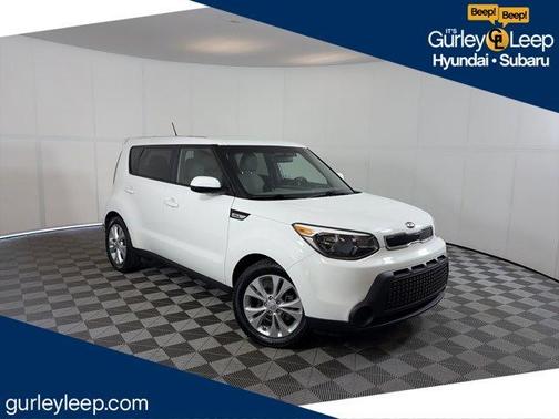 Clear White 2015 Kia Soul +