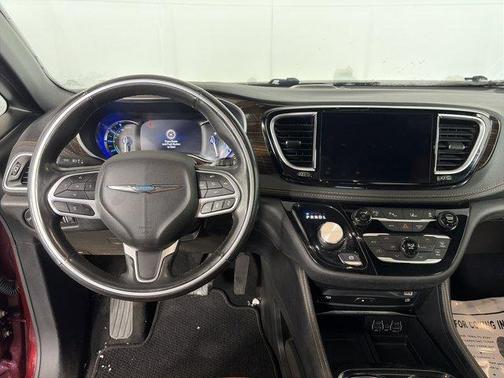 2021 Chrysler Pacifica Hybrid Pinnacle