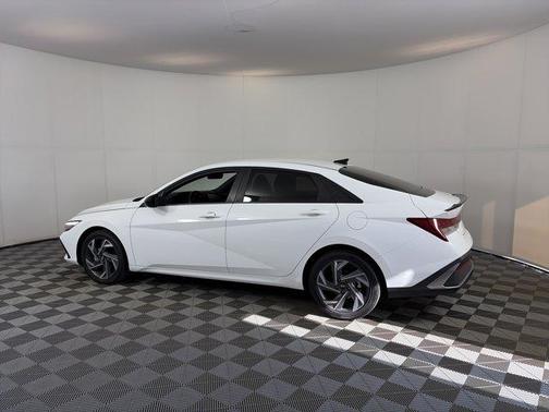White 2025 Hyundai ELANTRA HEV SEL