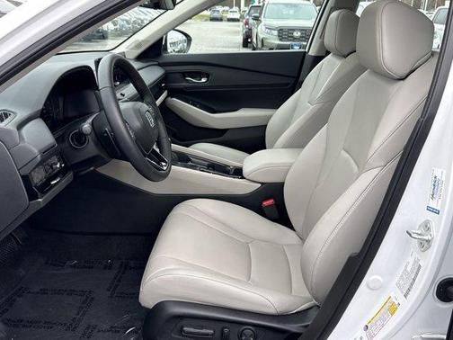 White 2025 Hyundai ELANTRA HEV SEL