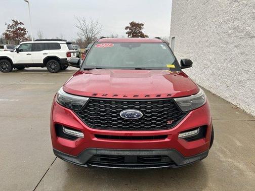 2021 Ford Explorer ST