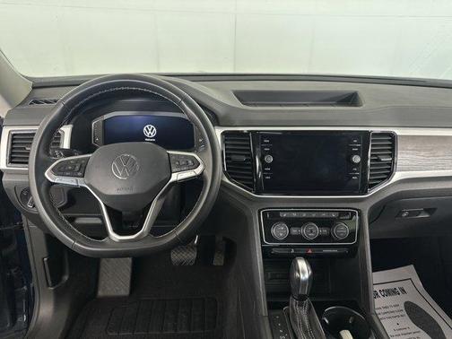 2022 Volkswagen Atlas 3.6L SE w/Technology
