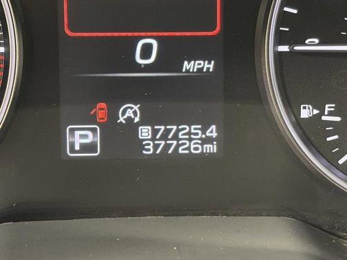 Crystal Black Silica 2024 Subaru Outback Premium