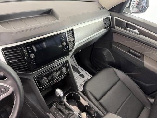 2023 Volkswagen Atlas 2.0T SE
