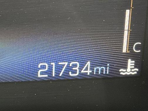 Mosaic Black Metallic 2024 Chevrolet Trax 2RS