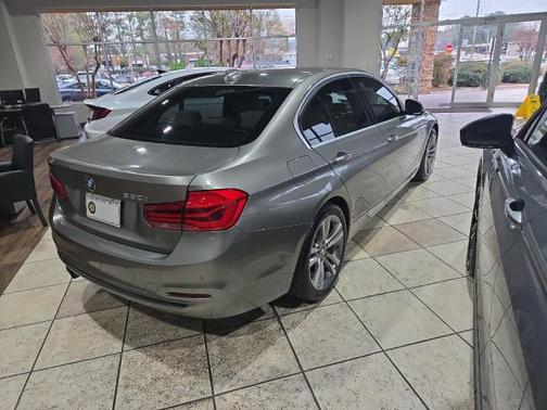 2017 BMW 330 330i