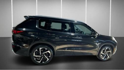2023 Mitsubishi Outlander SEL Black Edition