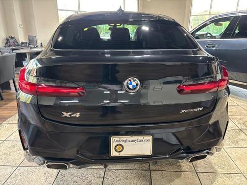 2022 BMW X4 xDrive30i