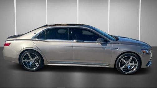 2018 Lincoln Continental Select