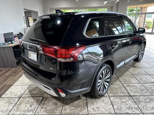 2020 Mitsubishi Outlander SEL
