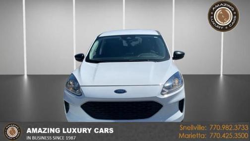 Oxford White 2022 Ford Escape SE