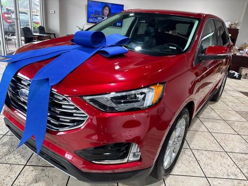 2023 Ford Edge Titanium