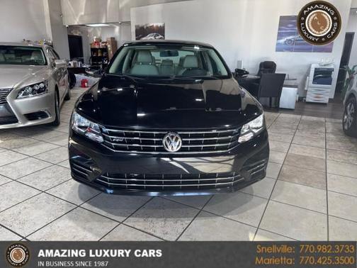 2017 Volkswagen Passat 1.8T R-Line w/Comfort