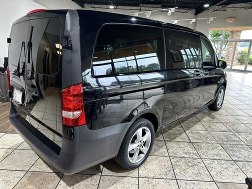 2020 Mercedes-Benz Metris Base