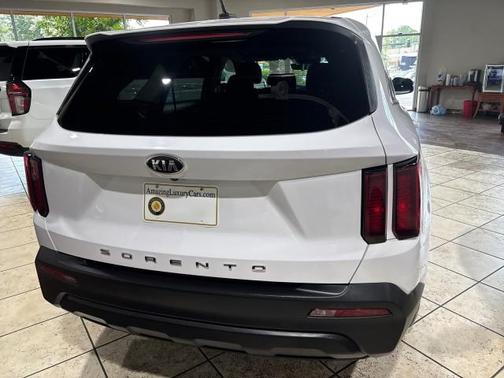 2021 Kia Sorento LX