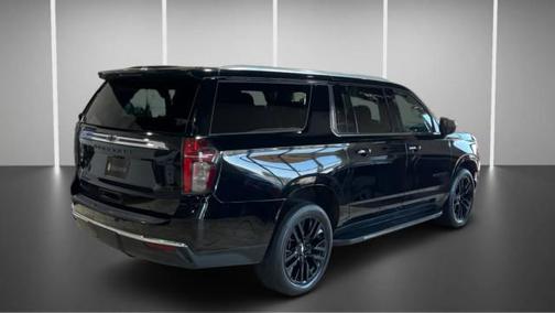 2023 Chevrolet Suburban LS