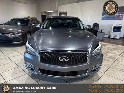 2016 INFINITI Q70h 
