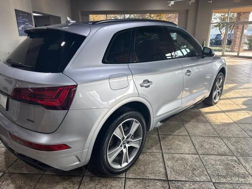 2025 Audi Q5 45 S line Premium