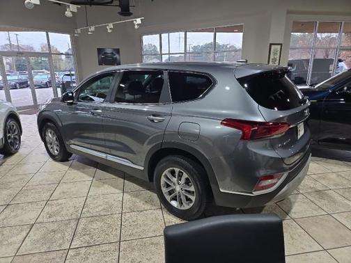 2019 Hyundai SANTA FE SE 2.4