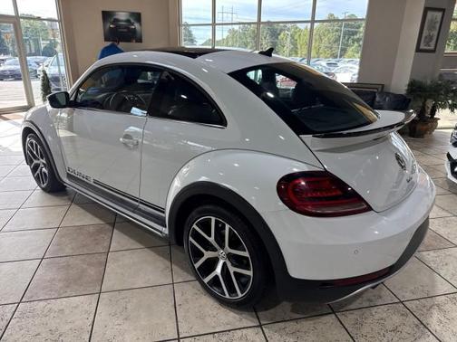 2018 Volkswagen Beetle 2.0T Dune