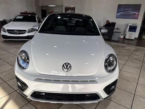 2018 Volkswagen Beetle 2.0T Dune