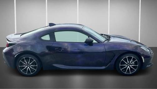 Raven 2023 Toyota GR86 Base