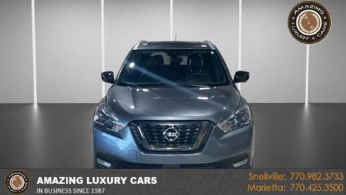 Gun Metallic 2020 Nissan Kicks SR