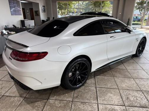 2017 Mercedes-Benz AMG S 63 AMG S 63