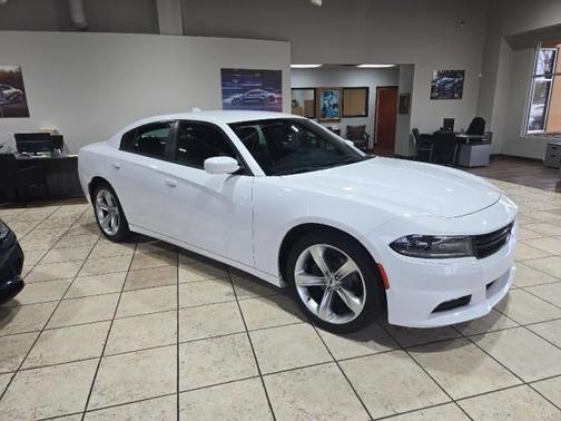 2018 Dodge Charger SXT Plus