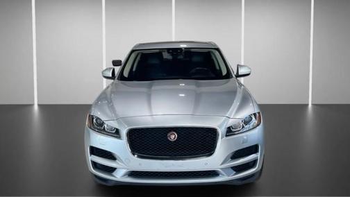 2018 Jaguar F-PACE 25t Prestige