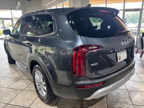 2022 Kia Telluride LX
