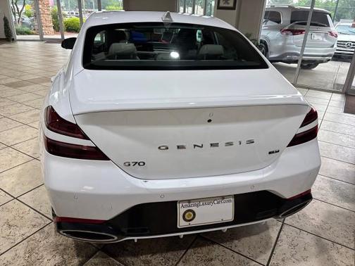 2022 Genesis G70 3.3T