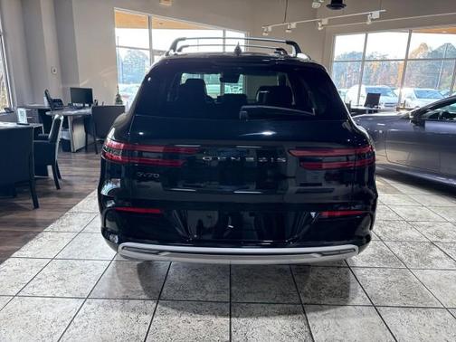 2024 Genesis Electrified GV70 Advanced