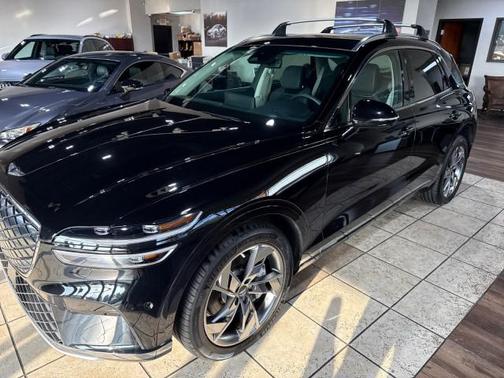 2024 Genesis Electrified GV70 Advanced