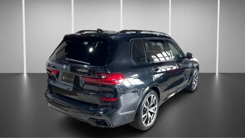 2021 BMW X7 M50i