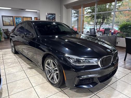 2019 BMW 750 I