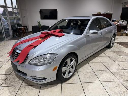2010 Mercedes-Benz S-Class S 550