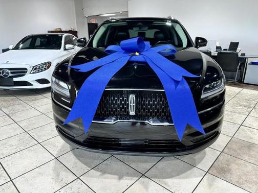 2021 Lincoln Nautilus Reserve