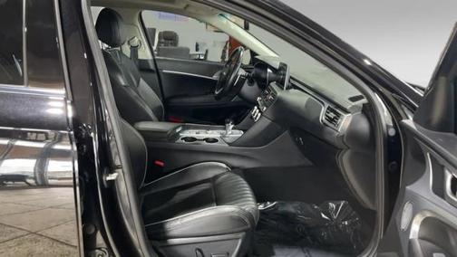 2020 Genesis G70 2.0T