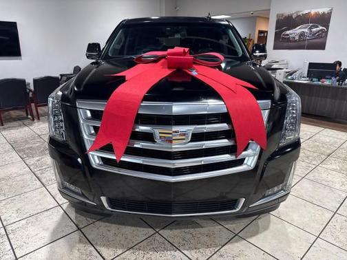2015 Cadillac Escalade Luxury