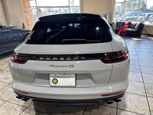 2018 Porsche Panamera Sport Turismo 4S