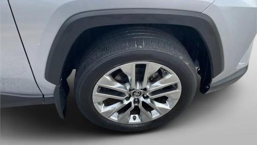 Silver Sky Metallic 2019 Toyota RAV4 Limited