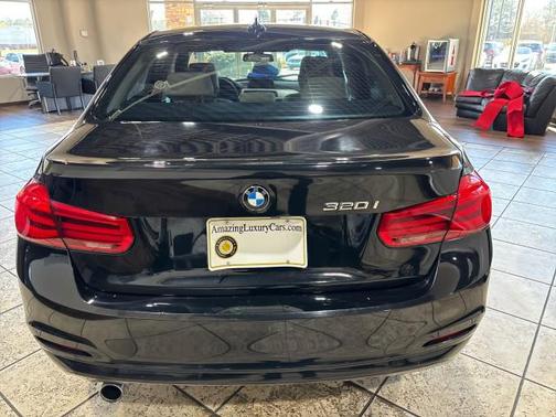 2018 BMW 320 i