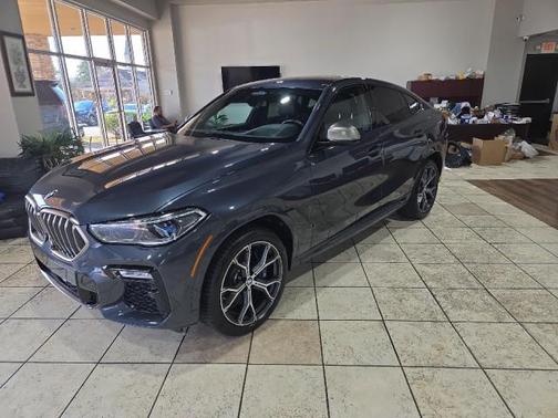 2020 BMW X6 M50i