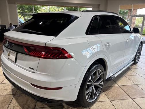 2021 Audi Q8 55 Premium